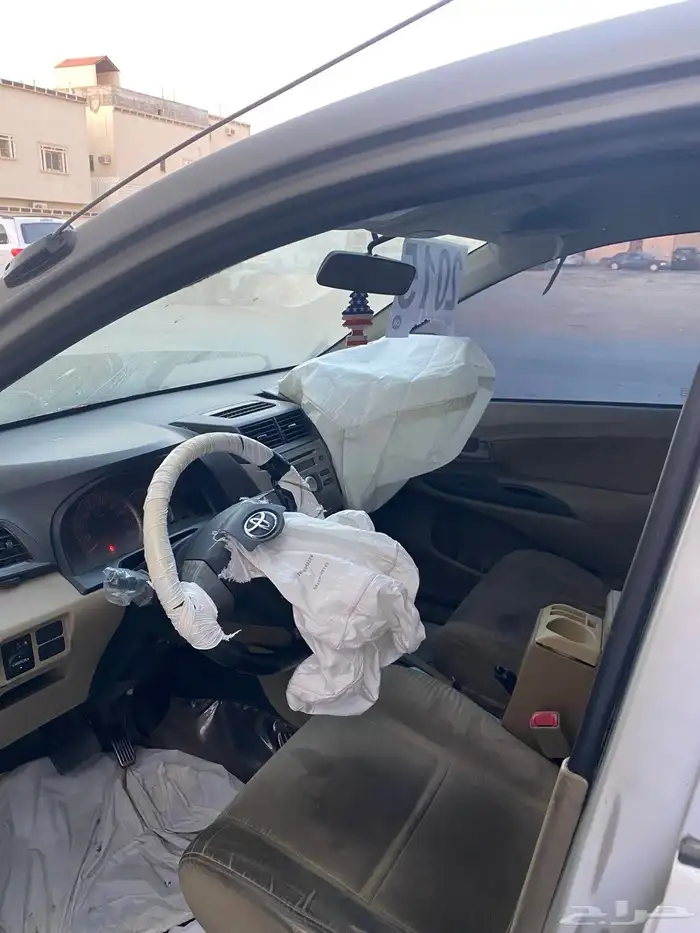تيوتا افانزا للبيع 3