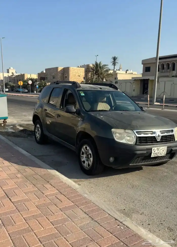 سيارة رينو 2015 0