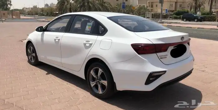 للبيع كيا سيراتو موديل 2021 5