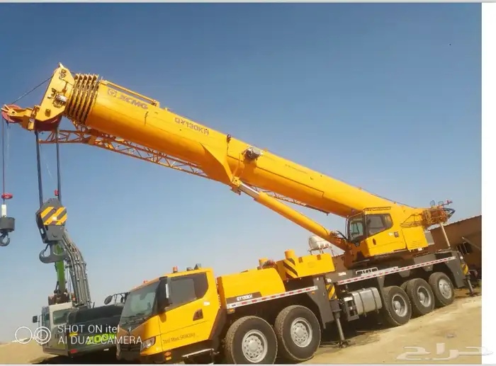 Crane and Flatbed rental 10