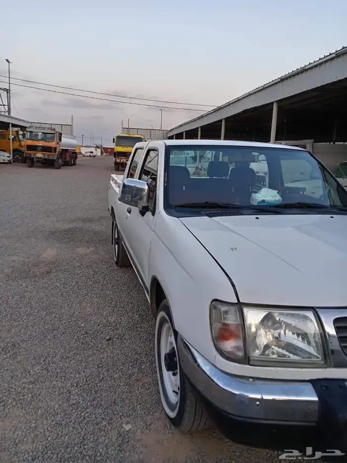 نيسان ددسن 2002 1