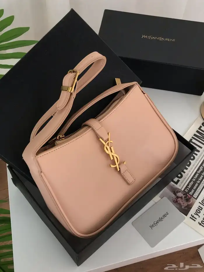 شنط ماركه توصيل فوري جده ورياض باقي المدن شحن لجميع المملكة 15