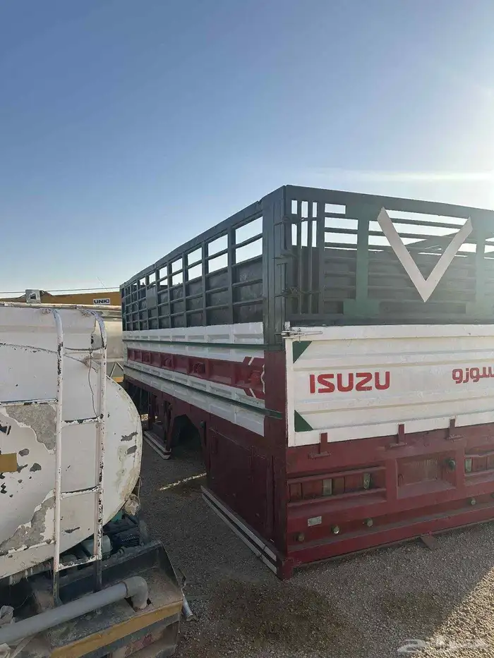 ISUZU LORY 6 METER 2