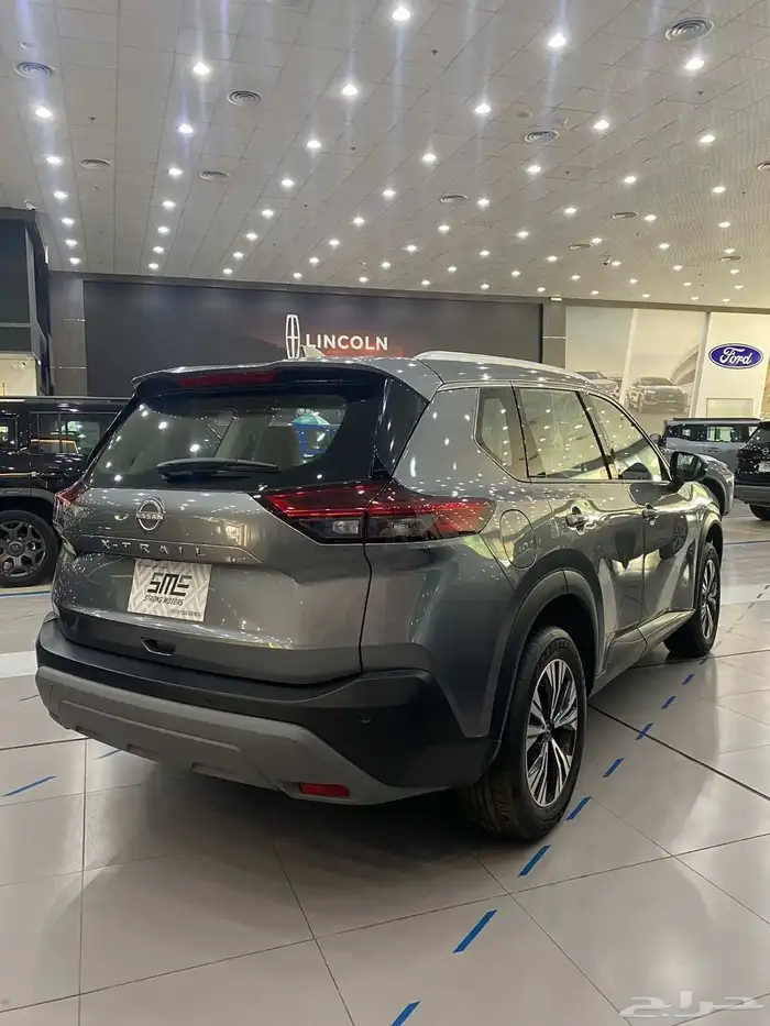 نيسان اكس تريل SVبلس 2025 4