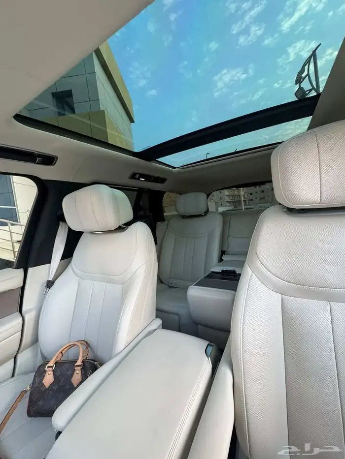 رانج روفر فيرست ادشن 2023 13