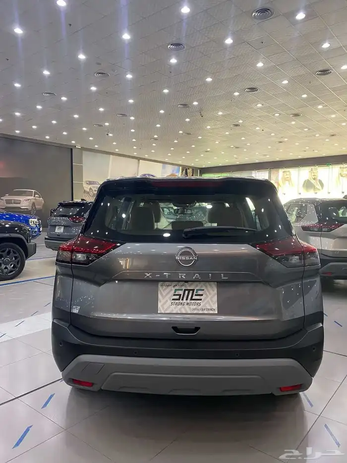 نيسان اكس تريل SVبلس 2025 5