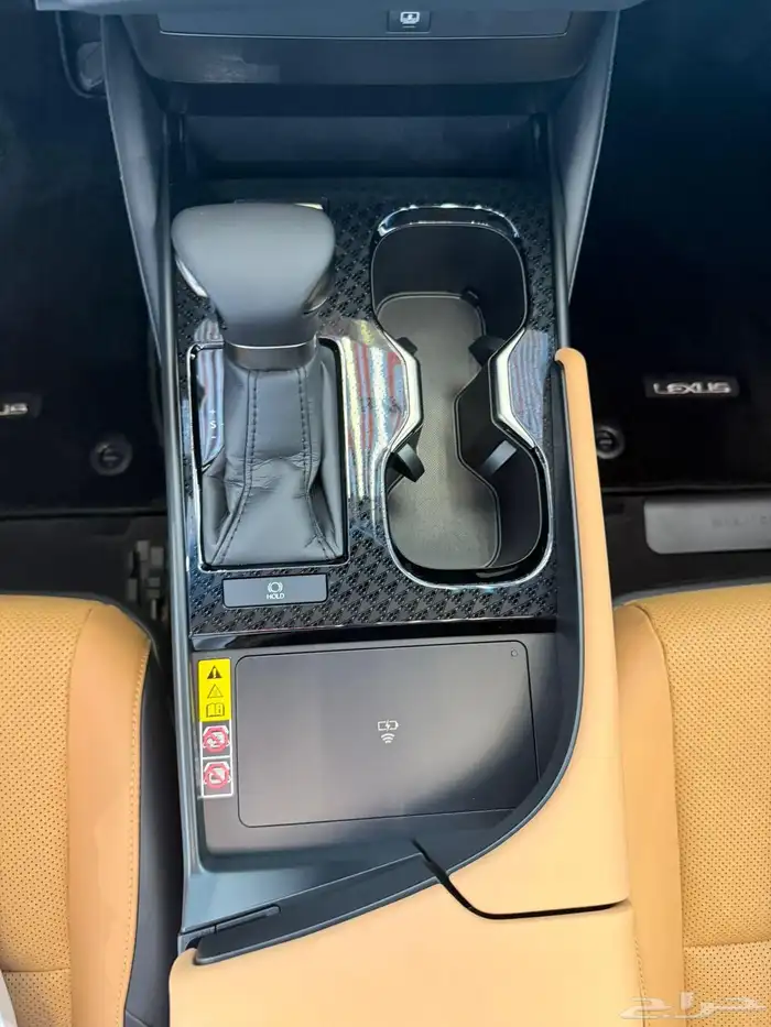 يوجد لدينا جميع انواع قطع غيار السيارات المستخدمه تشليح 0