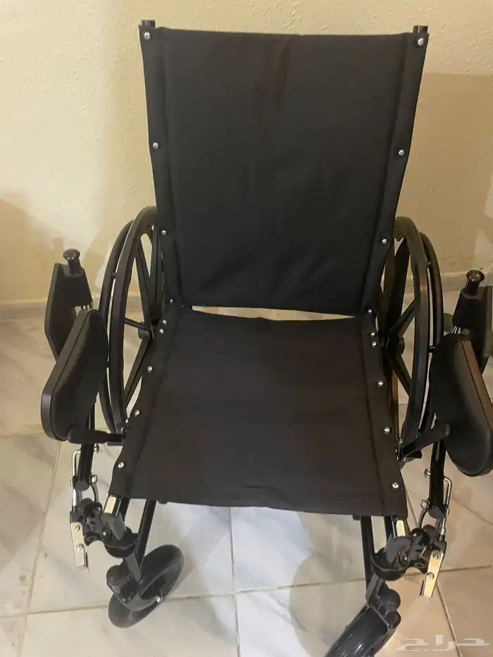 كرسي متحرك 2