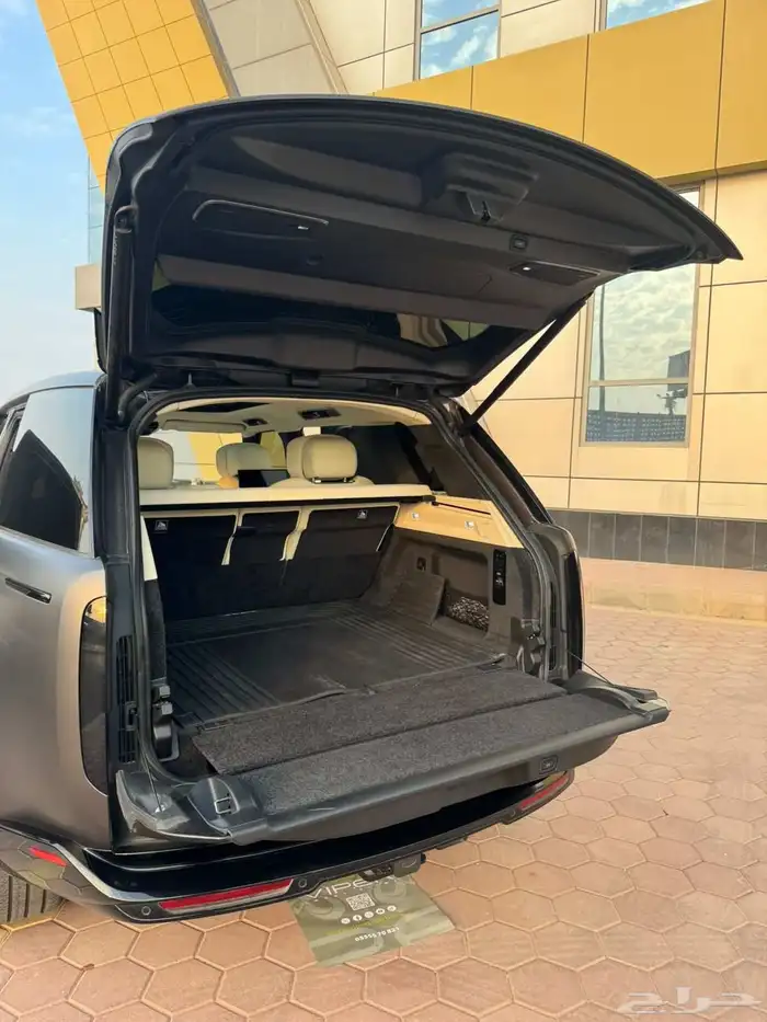 رانج روفر فيرست ادشن 2023 9