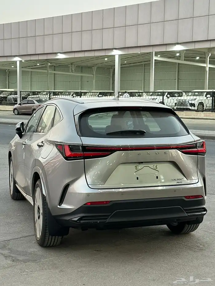 لكزس NX350 aa 2025 بسعر 186.000 10