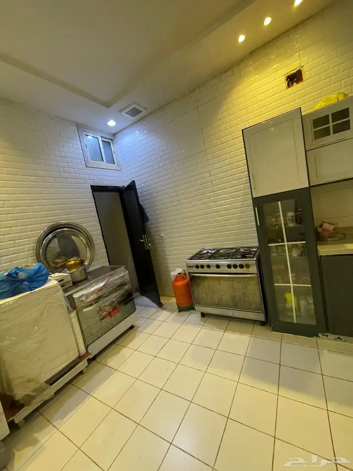 للبيع فلة راقية دورين مع شقة مستقل - حي الرمال 7