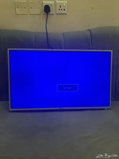 شاشه KMC تشتغل وم فيها شيء 32 بوصه index