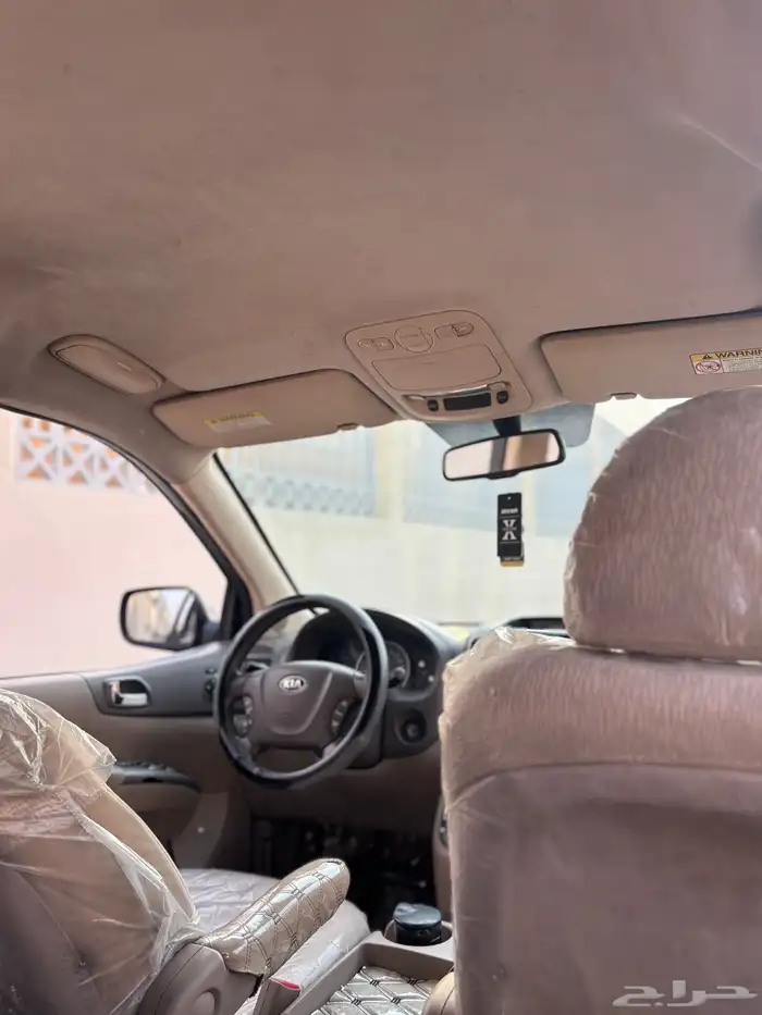 كيا كارنيفال موديل 2013 قمة في النظافة. 8