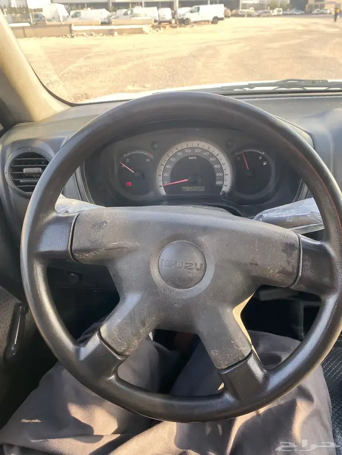 للبيع ايسيزو2011 10