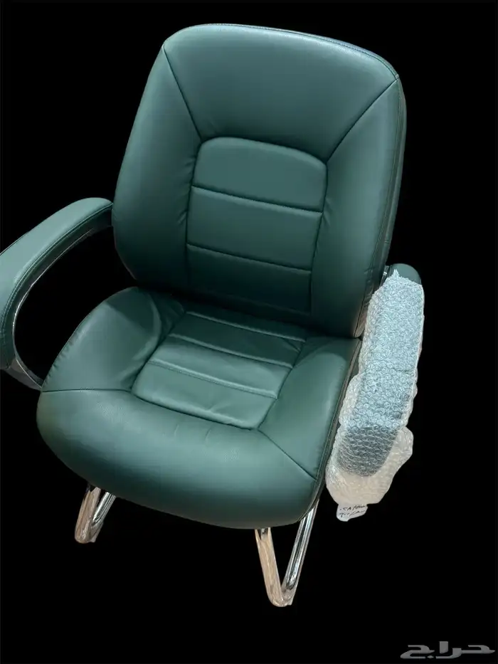 كراسي دوارة وثابتة عالية الجودة في متجرنا 30