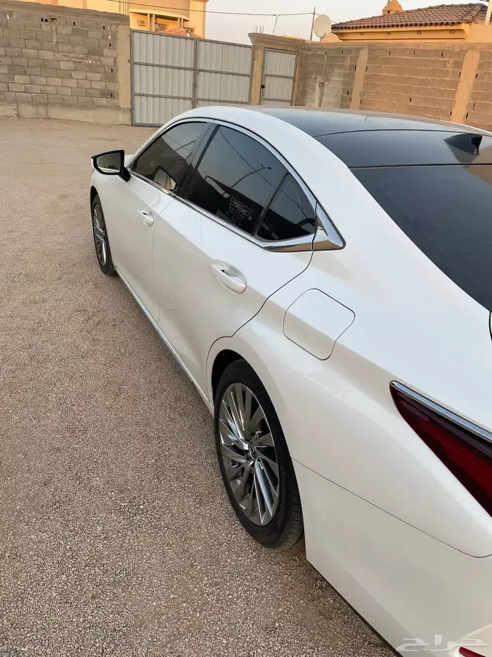 لكزس ES 350 وكالة 2