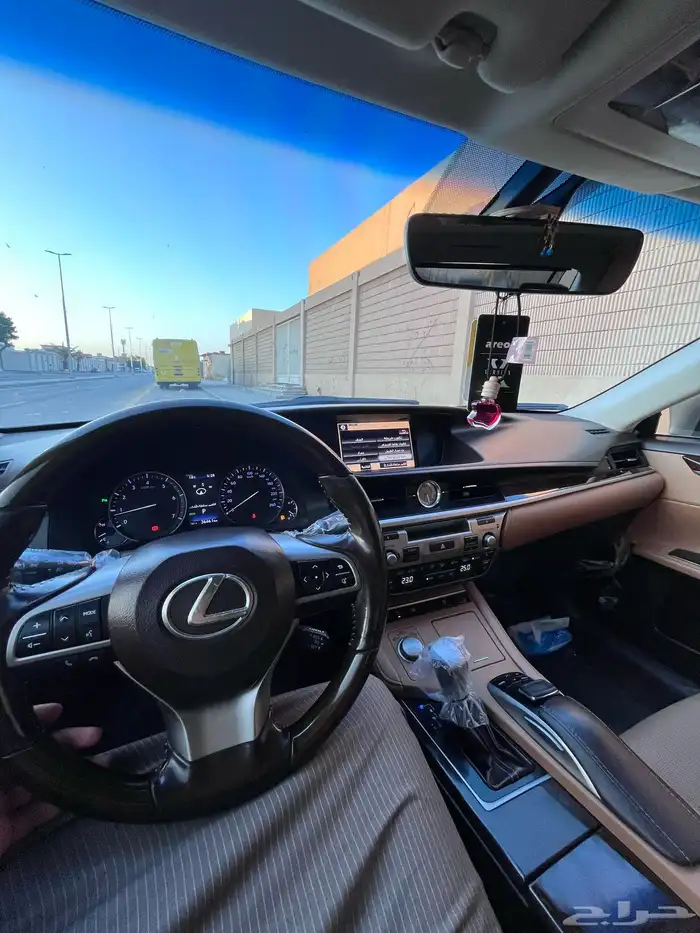 لكزس ES350 موديل 2017 للبيع 9