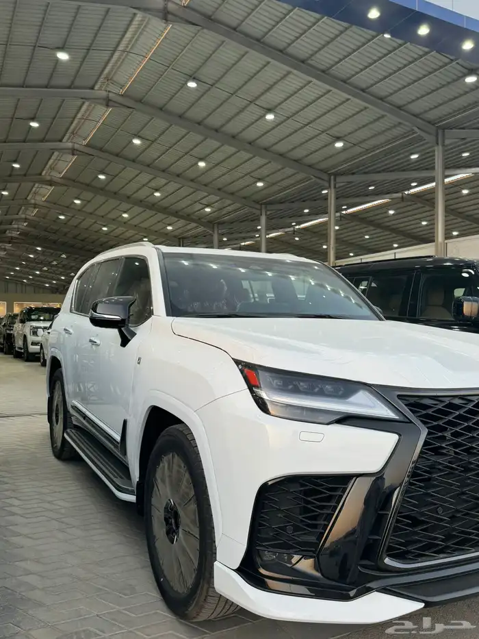 لكزس اف سبورت 2025 فل كامل اخر دفعه عماني 0