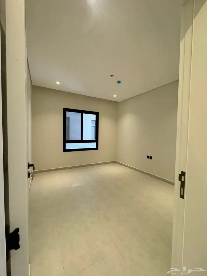 شقة الخبر حي البحر 1