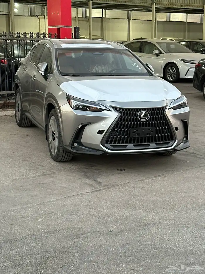 لكزس NX350 aa 2025 بسعر 186.000 2