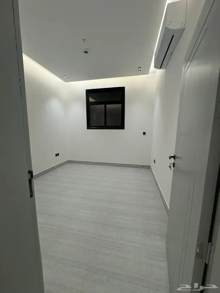 للايجار شقة بالرمال 7