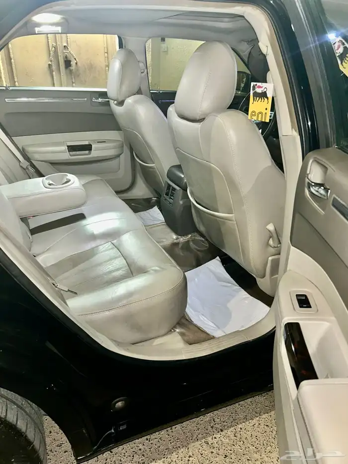 كرايزلر 2010 فل كامل 8 سلندر نظيفه 39