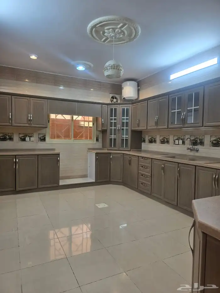 شقة للإيجار ابها طريق الملك عبدالله قرب مستشفى عسير 9