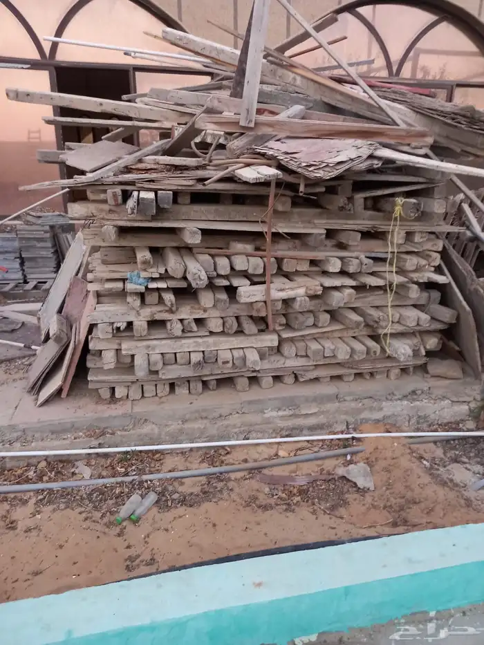 خشب بناء مرابيع والواح 2