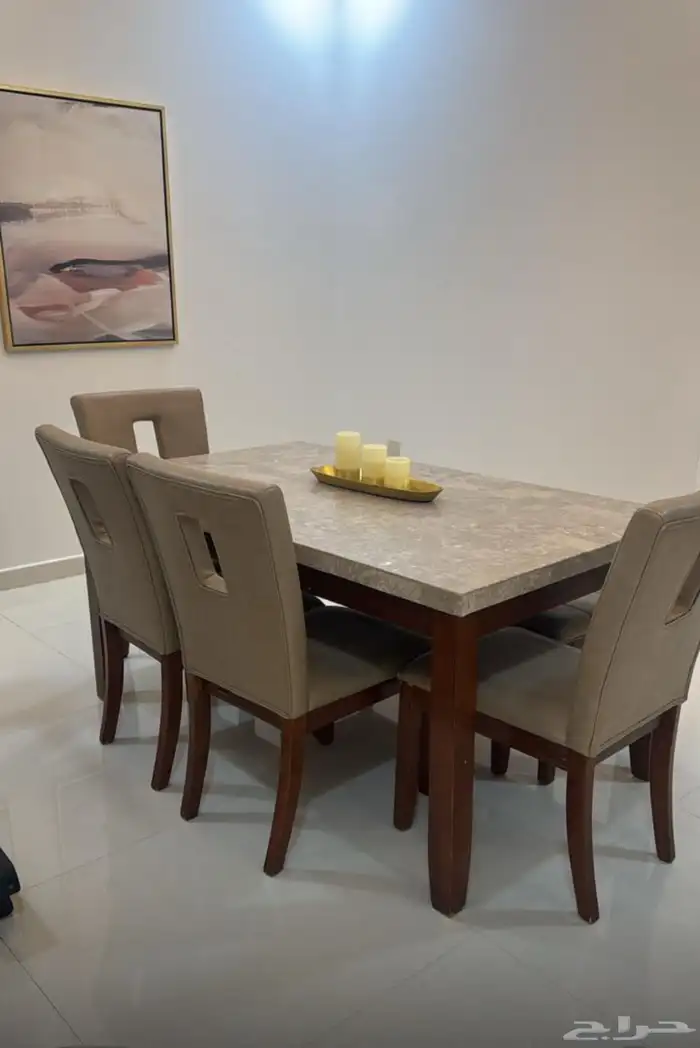 طاولة طعام مكونه من 6 كراسي 2