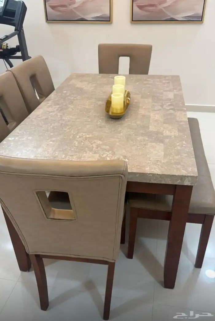 طاولة طعام مكونه من 6 كراسي 1