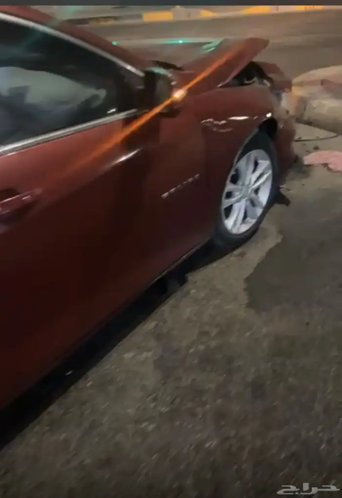 ماليبو مصدومه بالمقدمه والمحركات والشاص سلينه ونظيف 1