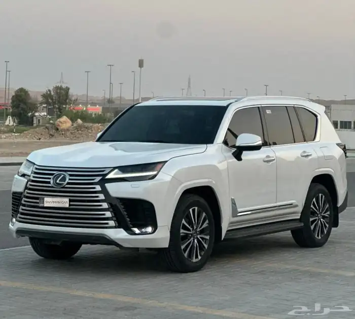 لكزس LX600 خليجي موديل 2024 موجودة بدبي 0