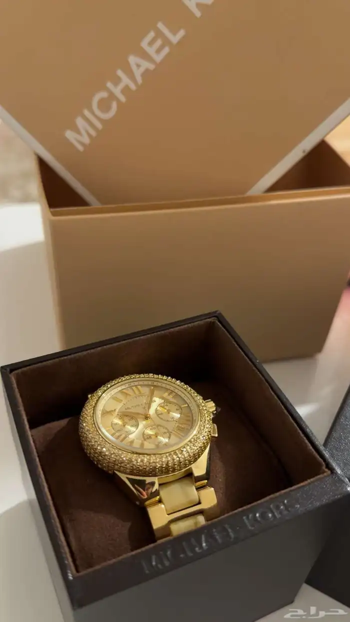 ساعة نسائية من ماركه مايكل كورس 1