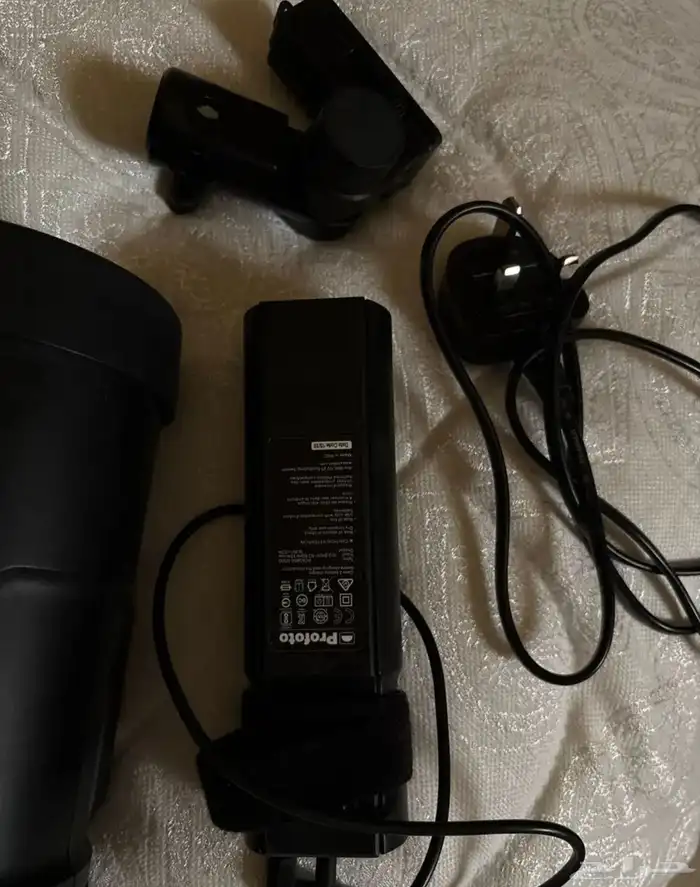 اضاءه Profotoمع جميع ملحقاتها 2