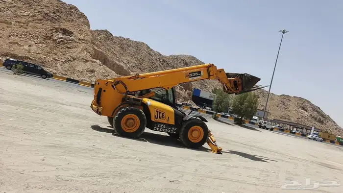 رافعات شوكيه تلسكوبيه وسطحات ونش 10طن 0