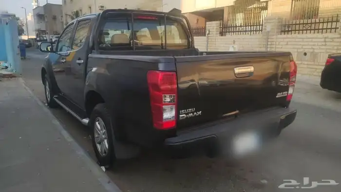 وانيت ايسوزو موديل 2014 جير اوتوماتيك دبل ديزل 1