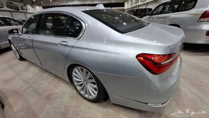 بي ام دابليو الفئه السابعة 2019 مستعملة مفحوصة مضمونة مصينة 2