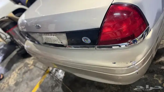 بسم الله توكلنا على الله للبيع فورد فكتوريا 2011 21