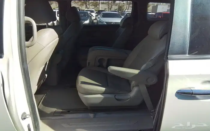 مملوكة لدي العصيمي قيد الشحن  كيا  كرنفال 2020 6