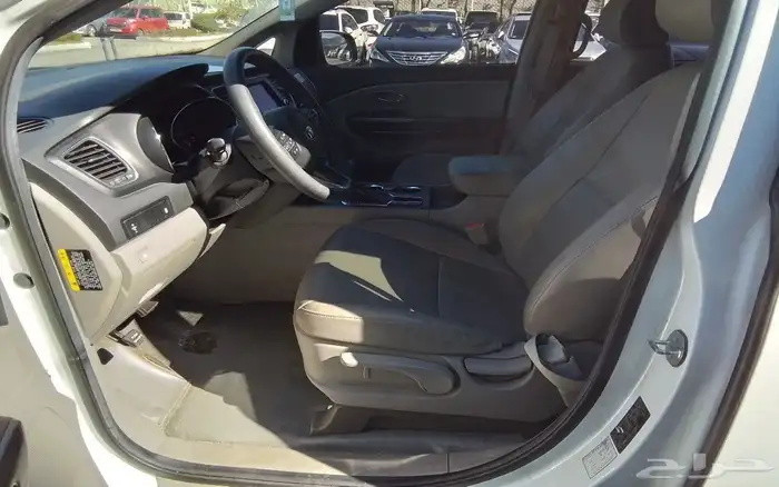 مملوكة لدي العصيمي قيد الشحن  كيا  كرنفال 2020 5