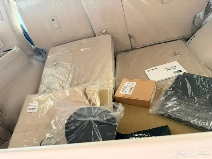 لاند كروزر 2025 4