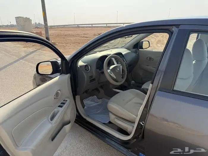 نوع السيارة نيسان صني 5