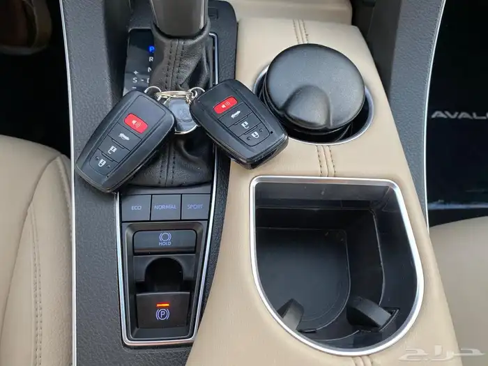 تويوتا افالون 2022 تورينق عداد قليل للبيع 16