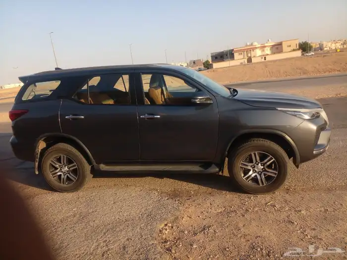 فورشنر 2025 . ماشي 13 الف فقط 1