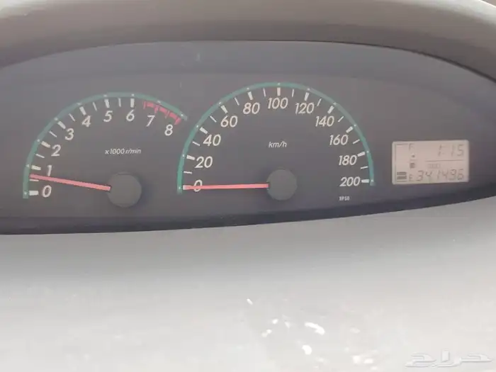 يارس 2013 قير عادي السيارة مشروطه 31