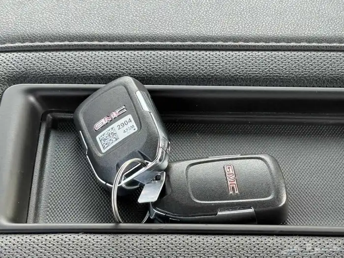 جمس سيرا AT4 8