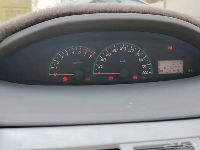 يارس 2013 قير عادي السيارة مشروطه 28