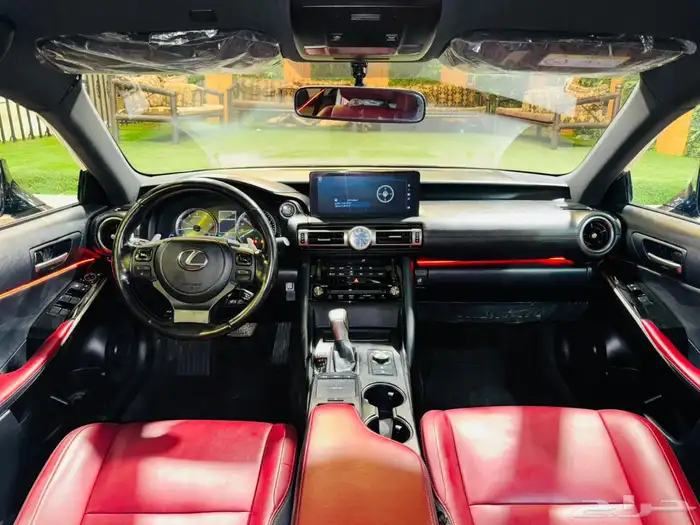 لكزس ((2021))iS300 11