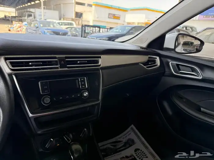 ام جي 5 MG 2023 السعر 27000 الف 21