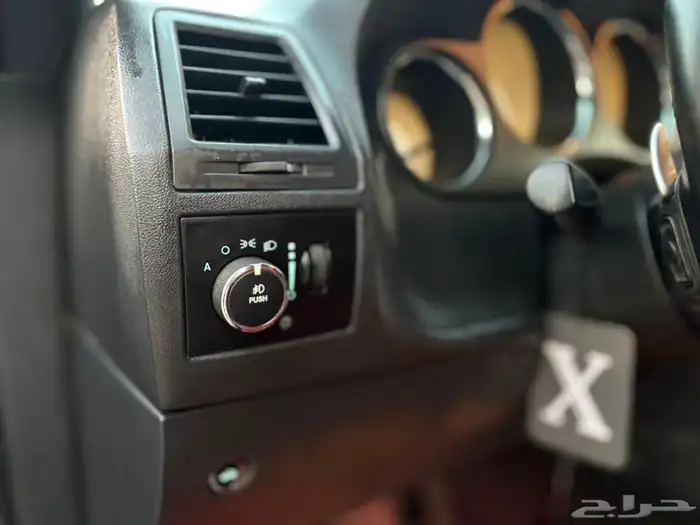 للبيع دودج تشالنجر v8 نظييفة 37